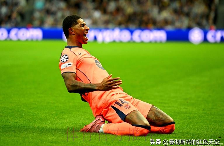 阿斯报:阿拉巴预计伤缺6到8周 门迪缺席10到12周